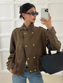 DAZY جاكيت ومعطف جينز قصير فضفاض كاجوال بياقة واقفة صغيرة للنساء - قهوة بني - مشاهدة 4