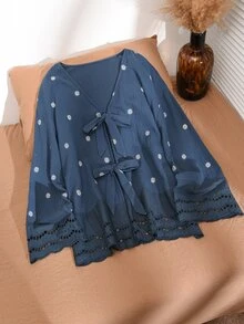 CosyJoli 大尺碼刺繡花卉圖案雷射切割拼接前綁帶上衣 - 杏色 - 查看 1