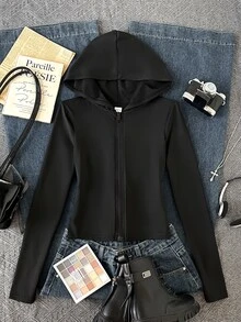 SHEIN 青少年女孩秋冬休閒街頭時尚修身短版運動衫夾克，背面英文水鑽裝飾，前拉鍊開襟，適合返校季、日常穿著、萬聖節 - 黑色 - 查看 2
