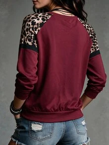 Hansera Sweatshirt Raglan Patchwork Motif Leopard Burgundy Modis untuk Wanita Paruh Baya - MultiWarna - View 2