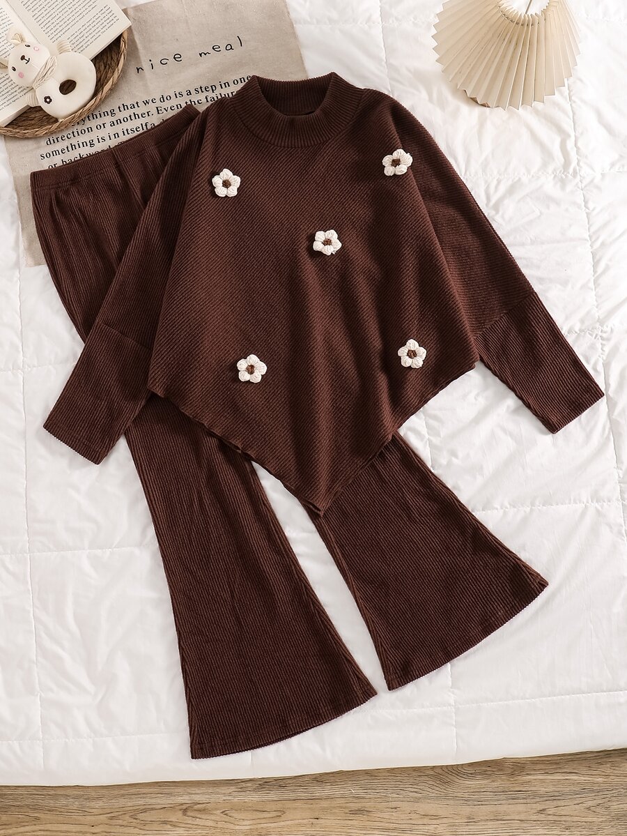 SHEIN Tween Girls Outfits Set Driven Asymmetrical High Neck Dark Brown Long Sleeve T-Shirt Top Paired With Pants Fall Clothes Back To School Family Cute - Brown - View 1