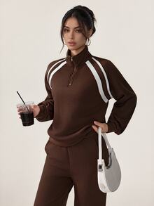 Sovereign Charm Sovereign Charm Sweatshirt Olahraga Lengan Panjang Wanita Bergaris dengan Resleting Setengah - Coklat - View 1