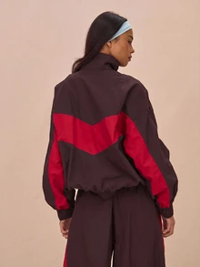 MUSERA 尼龍半拉鍊口袋細節 Logo 連帽防風外套 春季徒步 運動休閒 返校季 健身 日常 秋季 - 巧克力棕 - 查看 3