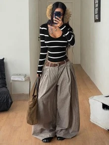 Coolane 女款秋冬街頭風外穿約會辦公穿搭修身保暖羅紋針織V領T恤，保暖內搭衫 - 黑色 - 查看 6