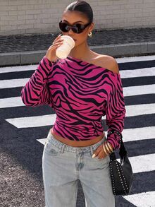 Muchica 女款粉色斑馬紋 T-shirt，秋季休閒日常蝙蝠袖不對稱領上衣，復古學院風馬匹印花街頭風 - 彩色 - 查看 3