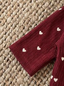 SHEIN 2Pcs Toddler Girl Knit Sweater Flare Pants Sweet Burgundy Heart Ribbed Asymmetric Long Sleeve Turtleneck Regular Holiday Fall Suits - Red and White - View 3