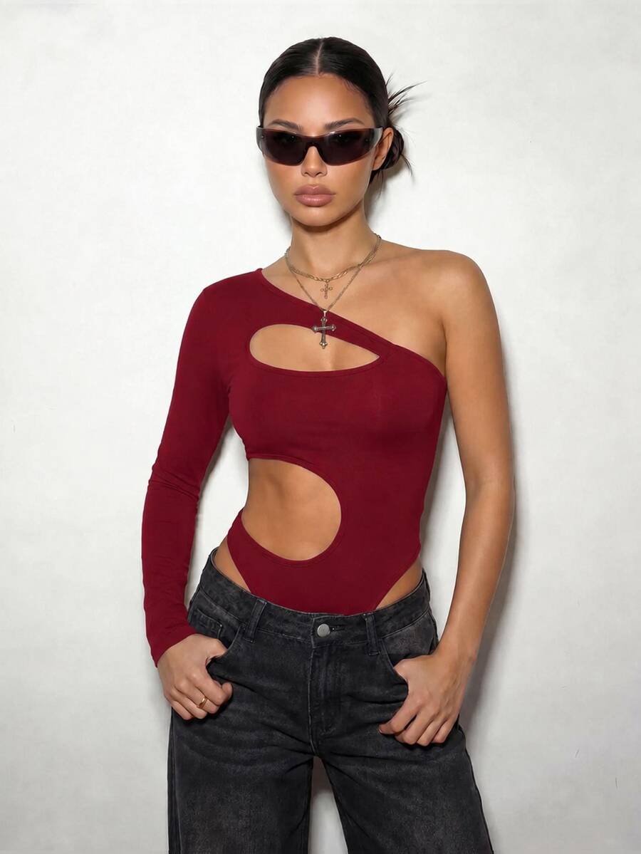 SHEIN ICON 春夏女款黑色哥德風 Grunge 性感純色不對稱剪裁緊身連身衣 - 酒紅色 - 查看 1