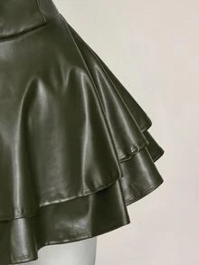 SHEIN ICON 女款 Y2K 性感時尚 Gyaru 風格演唱會穿搭 夜店派對節慶電音趴 交叉肩帶 PU 皮革露背掛脖迷你黑色洋裝 秋季 - 軍綠色 - 查看 9