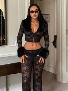 SHEIN SXY طقم نسائي جديد من قطعتين من الفرو الصناعي والدانتيل المتباين بتصميم مثير - الأسود - مشاهدة 4