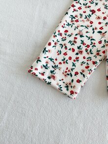 SHEIN 女嬰針織鹿刺繡開襟衫長袖外套與碎花長褲 2 件套，休閒日常寬鬆穿搭，適合春秋季 - 棕色 - 查看 8