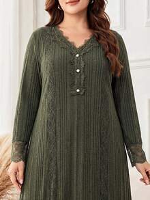Al Najma Women's Plus Size Elegant Textured Lace Patchwork Dress - Green - View 8