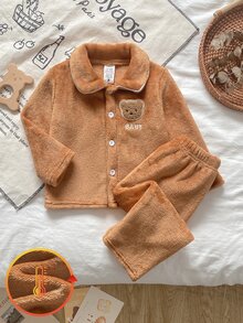 SHEIN 秋冬雙面法蘭絨男嬰家居服套裝，柔軟絨毛布料，黃褐色領口開襟長袖上衣附口袋，BABY刺繡，寬鬆舒適長褲，2件套，冬季風格 - 卡其色 - 查看 3