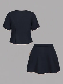 SHEIN MOD 大尺碼女款對比色V領單排扣短袖上衣與迷你裙休閒日常兩件套 - 藏蓝色 - 查看 3