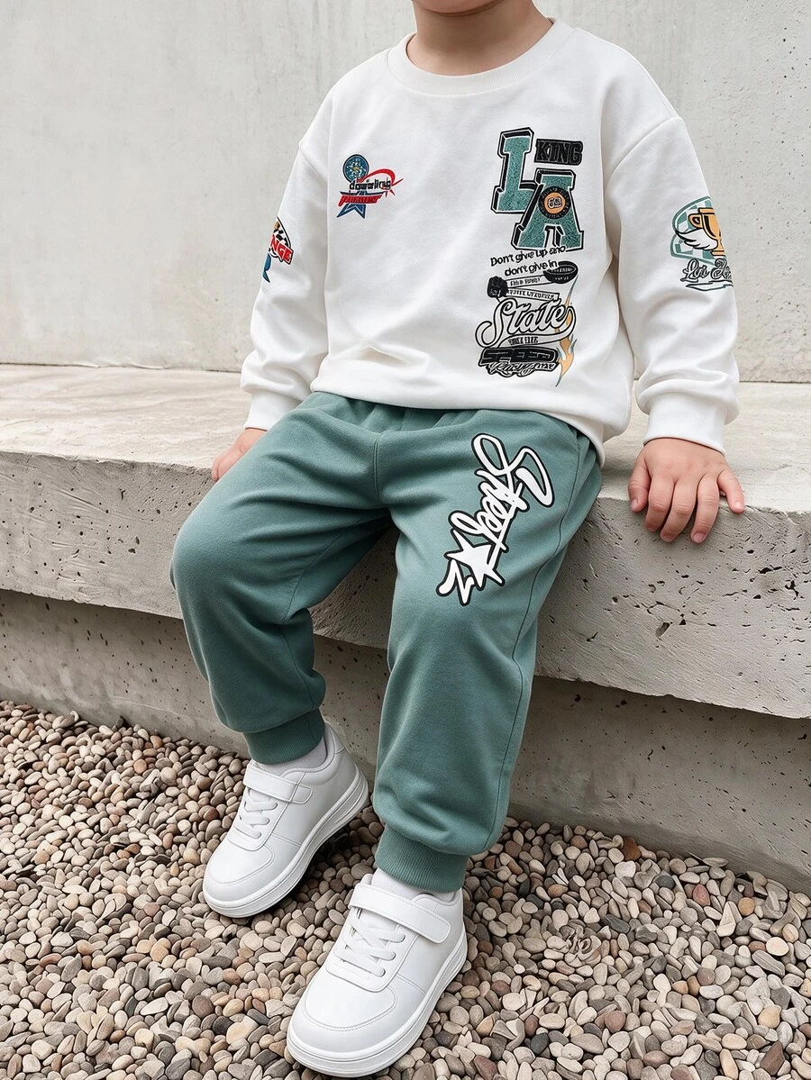 SHEIN Setelan Kasual Anak Laki-Laki: Kaos Lengan Panjang dan Celana dengan Motif Huruf - MultiWarna - View 1
