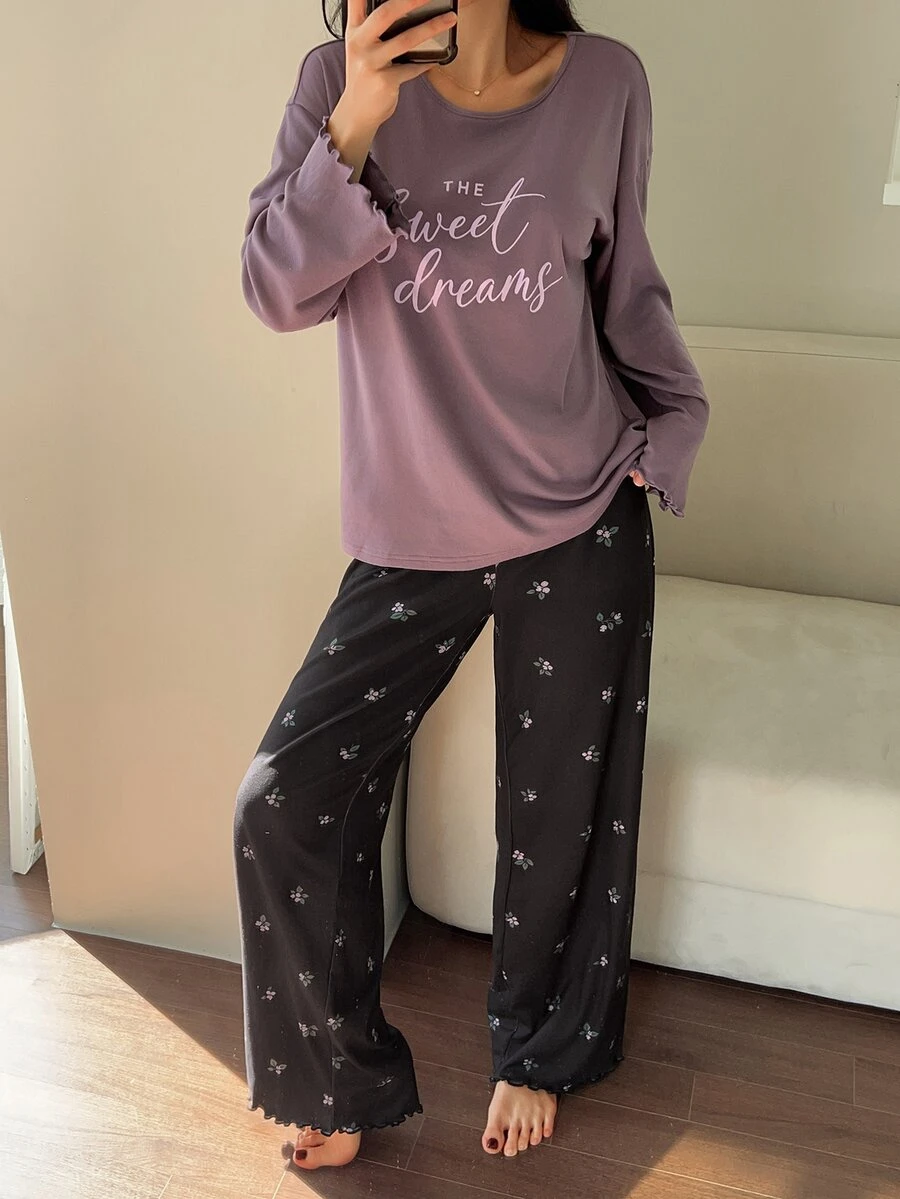 DAZY 2件組女款睡衣套裝,寬鬆字母印花長袖T恤與甜美花卉直筒長褲 - 紫色 - 查看 1