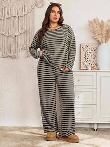 EMERY ROSE Plus Size Women's Striped Round Neck Long Sleeve Top And Pants Casual Daily 2 Pieces Set - Green - View 5