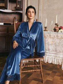 Côtesoire 法式優雅刺繡蕾絲拼接綁帶天鵝絨女款睡衣套裝 - 淺藍色 - 查看 2