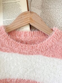 SHEIN 1件女童毛衣，柔軟甜美百搭圓領經典配色條紋拼接落肩寬鬆長袖毛絨質感可愛柔和風，適中厚度，整齊下擺，緊口袖口，細緻紋理，觸感滑順，適合單穿，適用日常穿著、外出、上學、旅行，秋冬必備 - 粉色 - 查看 6
