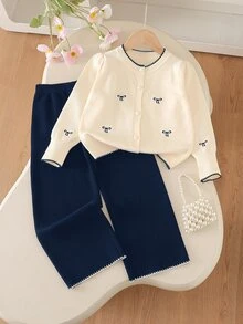 SHEIN 女童針織開襟衫蝴蝶結刺繡上衣 彩虹白色寬腿長褲 公主娃娃兒童 2 件套套裝 親子款 秋季 - 藍色 - 查看 1