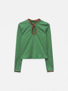 Nöista Long Sleeve Women's Wear Fitted Tee With Stripped Fabric And Contrast Neck With A Front Cut  - Green - View 8