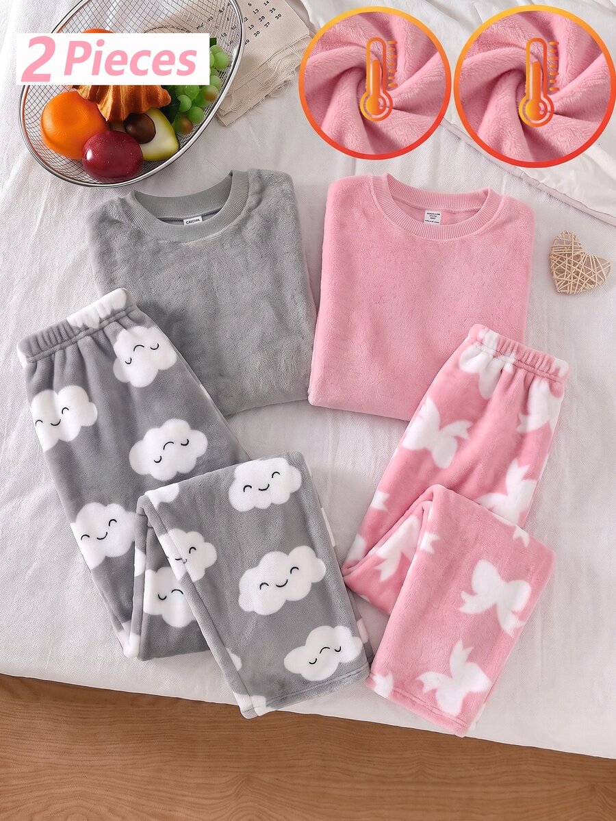 SHEIN 女童圓領法蘭絨居家服套裝,軟妹風,灰色底全幅白雲印花,雙面法蘭絨,柔軟親膚面料,寬鬆版型,落肩長袖,直筒長褲,休閒風格,秋冬抓絨保暖睡衣,2件套 - 淺灰色 - 查看 1