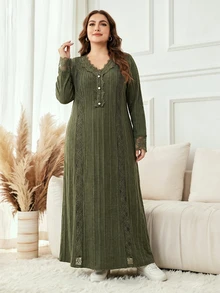 Al Najma Women's Plus Size Elegant Textured Lace Patchwork Dress - Green - View 3