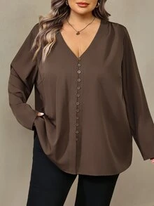 SHEIN CURVE+ ملابس علوية نسائي مقاس كبير بلون موحد بياقة على شكل حرف V وأكمام طويلة وتصميم أزرار، ملابس علوية للخروجات اليومية والتنقل في الخريف/الشتاء، 5XL-8XL - بني - مشاهدة 3