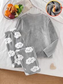 SHEIN 女童圓領法蘭絨居家服套裝，軟妹風，灰色底全幅白雲印花，雙面法蘭絨，柔軟親膚面料，寬鬆版型，落肩長袖，直筒長褲，休閒風格，秋冬抓絨保暖睡衣，2件套 - 淺灰色 - 查看 2