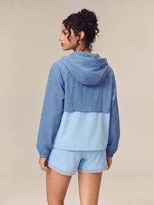 OutZeal Kaos Olahraga Wanita untuk Gym, Latihan, Tahan Air, Ringan, Hoodie dengan Resleting Setengah di Depan - Baby Blue - View 4