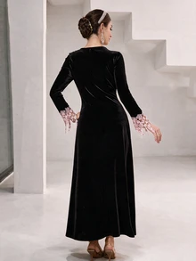 Yasmyna Autumn/Winter Velvet Muslim Long Dress, Pink Lace Stand Collar Patchwork Long Sleeve Evening Gown - Black - View 3