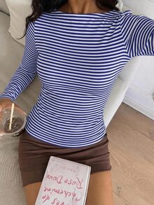 CovetEZ 休閒極簡性感露肩皇家藍條紋長袖T恤，適合秋冬季節，秋冬服飾搭配，皇家藍條紋讓妳顯白 - 彩色 - 查看 3