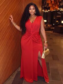 Veslaya Plus Size VNeck Twist Ruched Maxi Dress, High Slit Sleeveless Formal Evening Gown For Curvy Women - Red - View 5