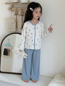 Dazy Kids Young Girl) Floral V-Neck Colorblock Top + Straight Leg Casual Pants 2 Pieces Loungewear Set - Blue - View 5