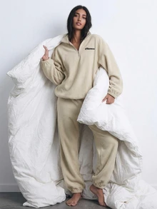 DAZY Women's Letter Pattern Long Sleeve Thermal Lined Sweatshirt And Pants Casual Pajama Set - Khaki - View 13