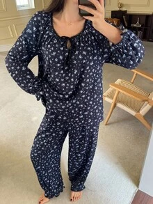 DAZY Women's Ditsy Floral Front Tie Long Sleeve Top And Pants Pajama Set - Beige - View 3