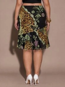 SHEIN BAE CURVE تنورة نسائية بمقاس كبير بطبعة نمر متعددة الألوان، تنورة أنيقة بطول متوسط - متعدد الألوان - مشاهدة 4