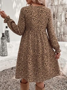 SHEIN VCAY Casual Minimalist Retro Leopard Print Loose Round Neck Plus Size Dress Suitable For Autumn/Winter - Multicolor - View 2