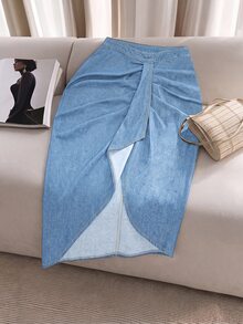 GlowEve CURVE Plus Size Women's Summer Casual Non-Stretch Pleated Denim Skirt - Light Wash - View 6