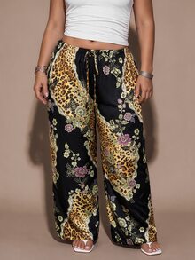 SHEIN BAE CURVE بنطال نسائي مقاس كبير من الساتان بطبعة نمر طويلة وساق واسعة - متعدد الألوان - مشاهدة 6