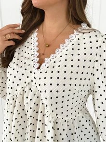 Shapeblank Blus Fashion Lengan Panjang Wanita Ukuran Plus dengan Detail Renda Kontras, Leher V, dan Motif Polkadot - Putih - View 6