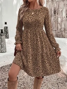 SHEIN VCAY Casual Minimalist Retro Leopard Print Loose Round Neck Plus Size Dress Suitable For Autumn/Winter - Multicolor - View 3