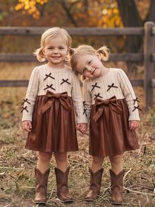 SHEIN Cute Knitted Bowknot Colorblock Long Sleeve Dress For Baby Girls - Khaki - View 1