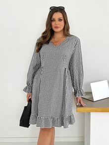 Shapeblank Women's Plus-Size Spring/Autumn Fashionable, Casual, Loose, And Comfortable Everyday Black-And-White Plaid V-Neck Long-Sleeve Ruffled-Hem Dress - Black and White - View 5