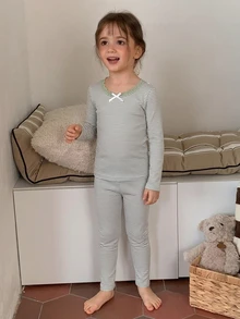 Hapijoa Young Girl Bow Decor Striped Long Sleeve Top And Pants Loungewear - Green - View 3