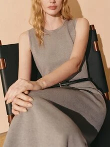 MOTF PREMIUM WOMEN'S MINIMALIST BACK SLIT SWEATER DRESS - Dark Grey - View 3