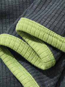 FRIFUL Kaos Wanita Lengan Lebar Kasual dengan Kancing Setengah Plaket Warna Kontras - Grey - View 8