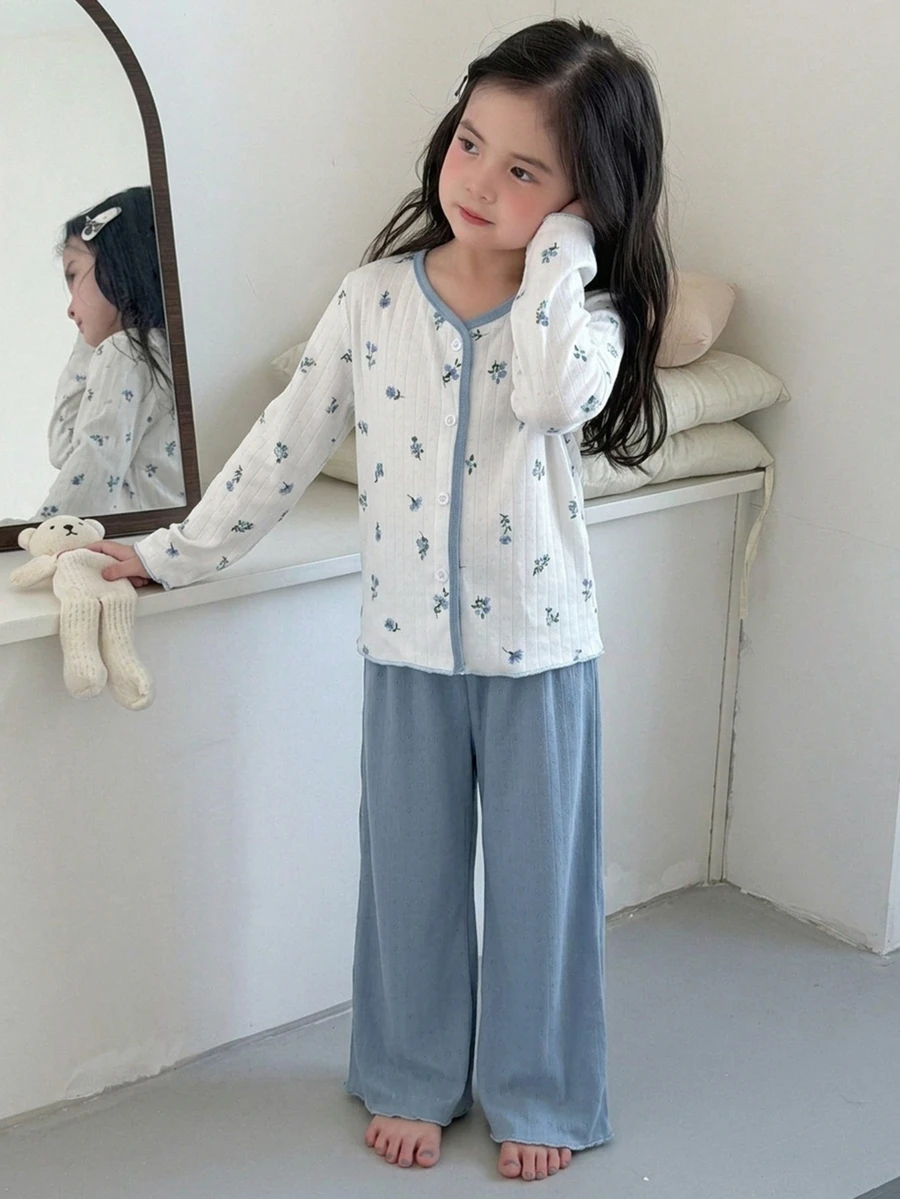 Dazy Kids Young Girl) Floral V-Neck Colorblock Top + Straight Leg Casual Pants 2 Pieces Loungewear Set - Blue - View 1