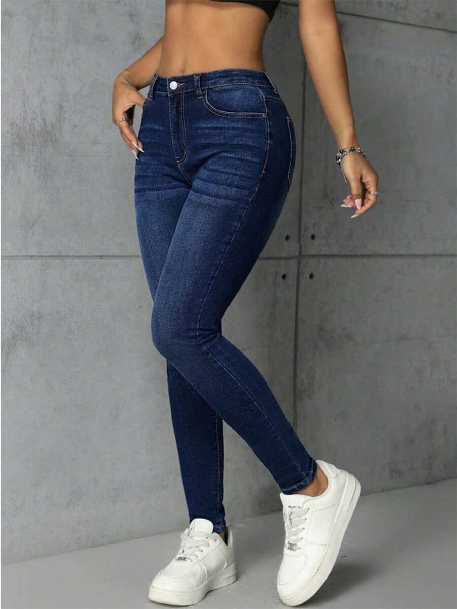 Jeanoix بنطلون جينز ضيق بأزرار وجيوب مقاسات كبيرة - أزرق داكن - مشاهدة 1