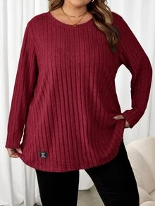SHEIN CURVE+ تي شيرت نسائي مقاس كبير بتفاصيل ختم الحروف المدمجة باللون الفيروزي للخريف - عنابي اللون - مشاهدة 3