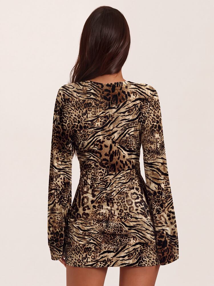 SHEIN BAE Women's Mini Dress, Animal Print Combination Pattern, Wild Sexy Figure-Flattering Waist-Cinching, V-Neck Long Sleeve, Modern Vacation Nomad Casual Fashion All-Season Versatile Women's Country Music Festival Outfit Western Style Women's Clothing Nomad Style Bohemian Urban Fashion Business Women's Clothing Office Wear Low-Key Old Money Style Elegant High-End Commute Airport Outfit - Multicolor - View 3